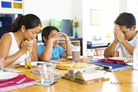 drawing ng nagdadasal na bata|Paano Magdasal: Isang 6 na Hakbang na Gabay sa .